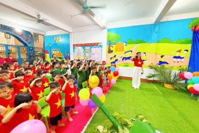 TRƯỜNG MẦM NON NGUYỄN DU TỔ CHỨC CÁC HOẠT ĐỘNG KỈ NIỆM NGÀY 30/4 – GIẢI PHÓNG MIỀN NAM
